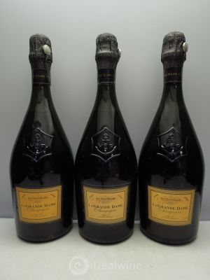 La Grande Dame Veuve Clicquot Ponsardin  1990 - Lot of 3 Bottles