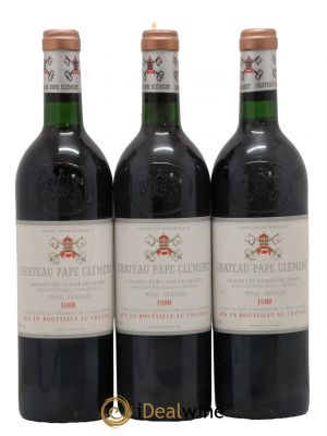Château Pape Clément Cru Classé de Graves  1988 - Lot of 3 Bottles