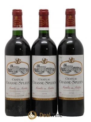 Château Chasse Spleen  1998 - Lot of 3 Bottles