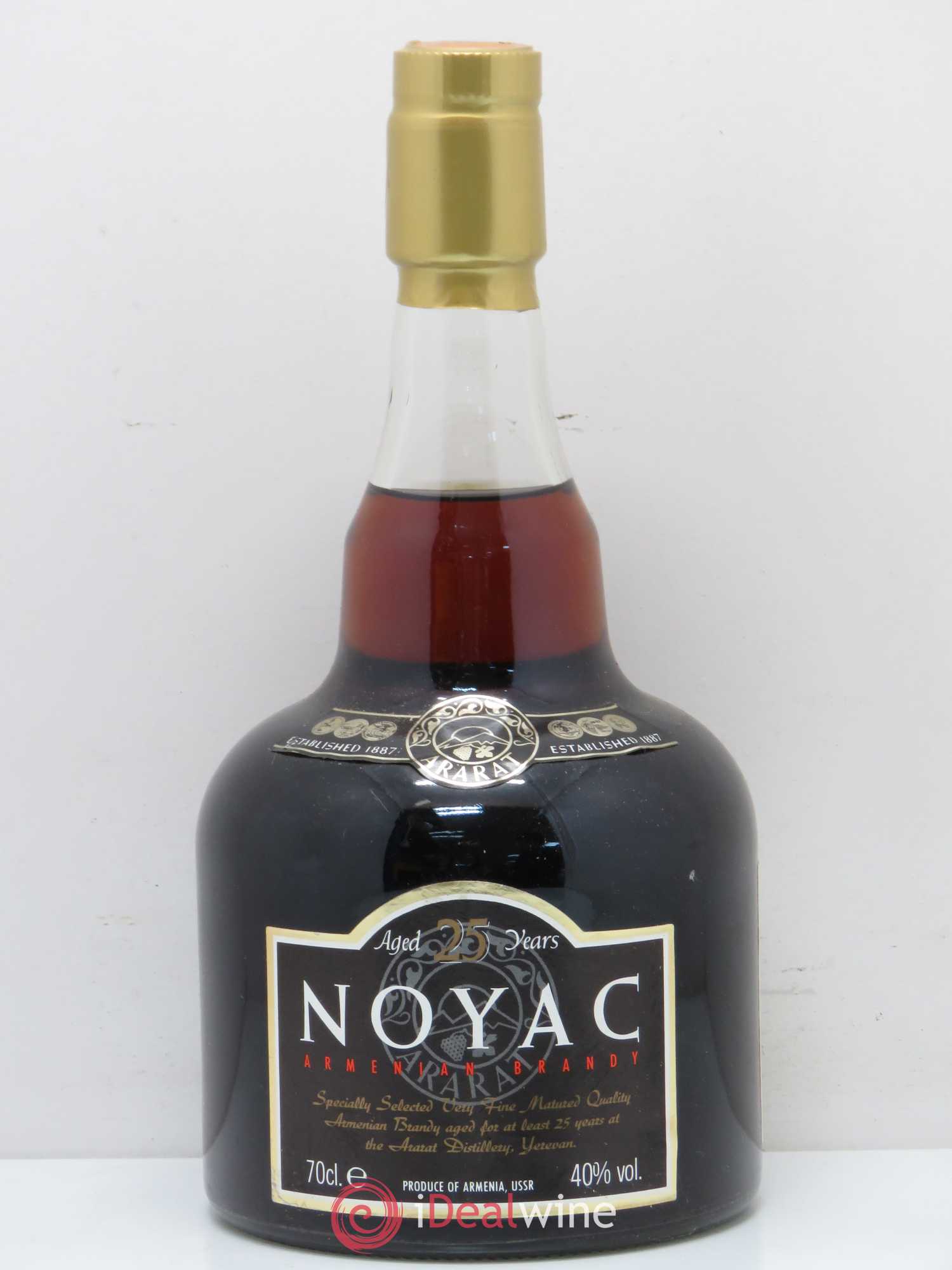 Buy Alcools divers Brandy 25 ans d'age Noyac (lot 768)