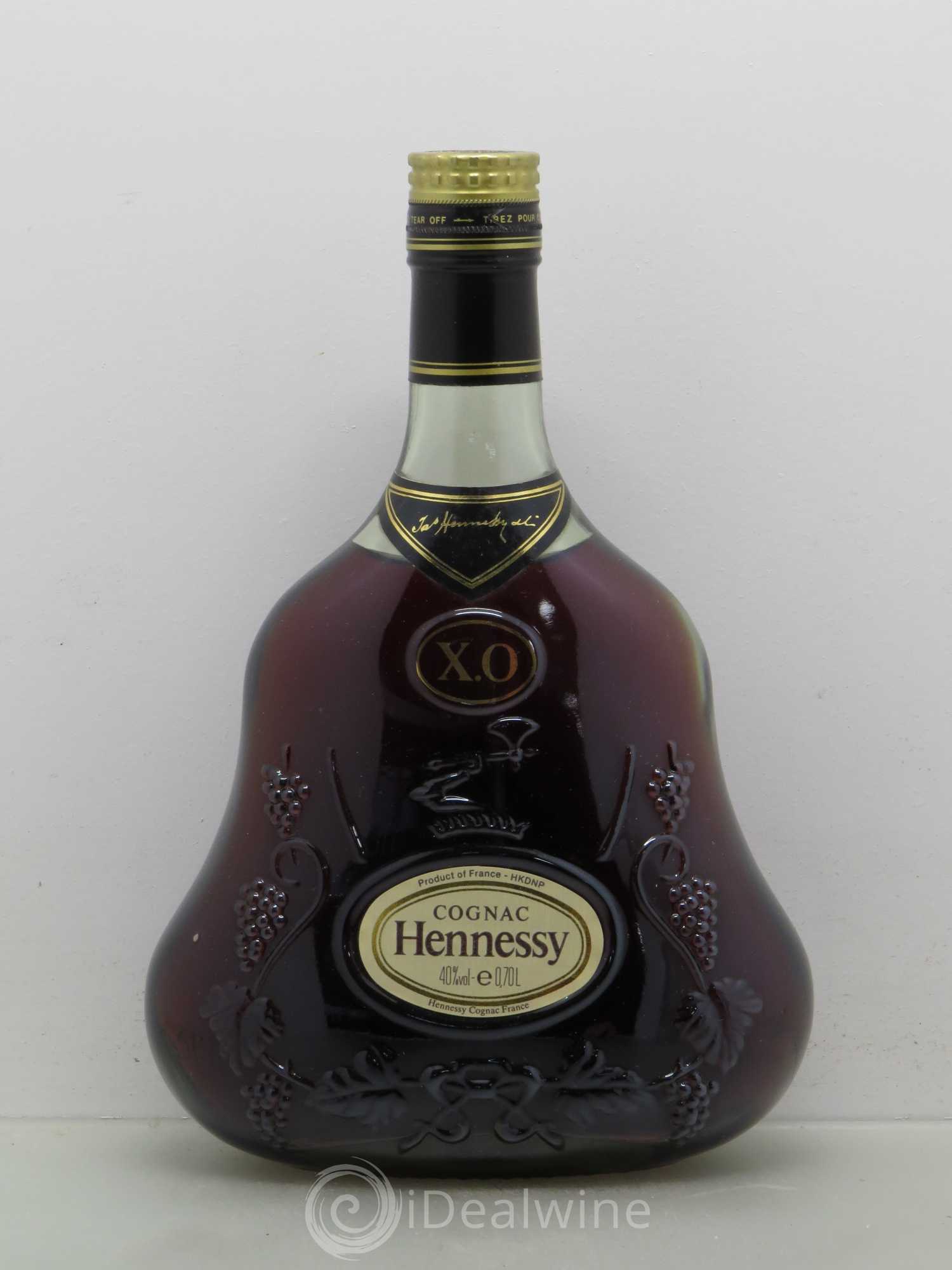 Buy Cognac Hennessy XO (lot: 745)