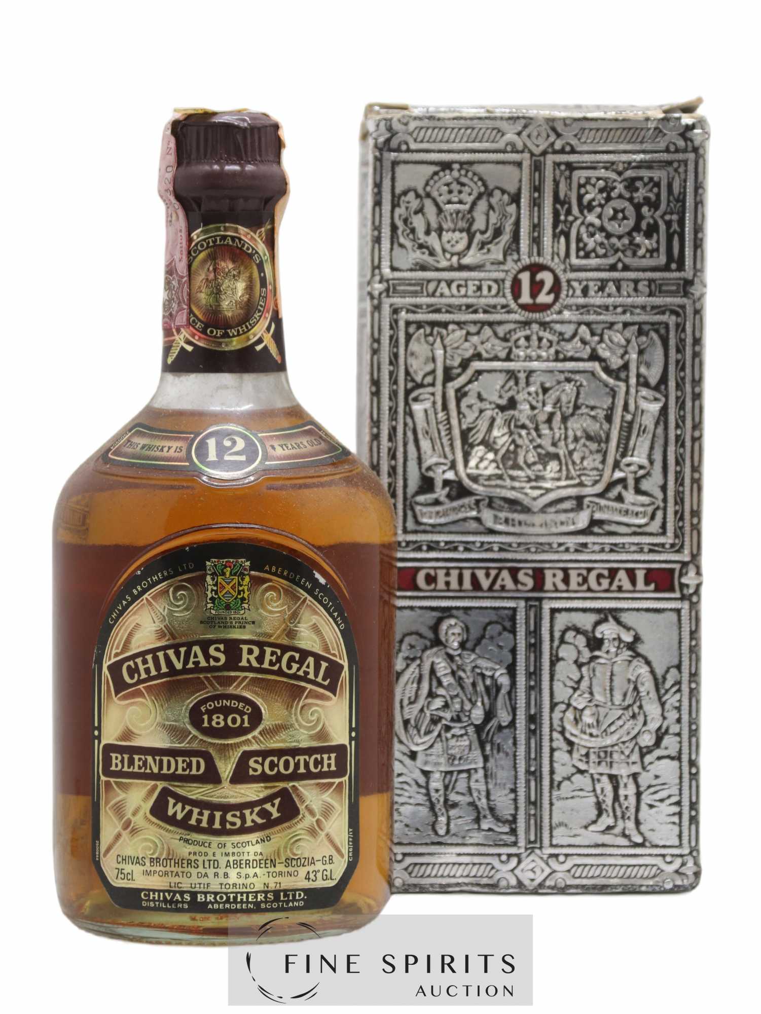 Acheter Chivas Regal 12 years Of. (sans prix de réserve) (lot: 606)