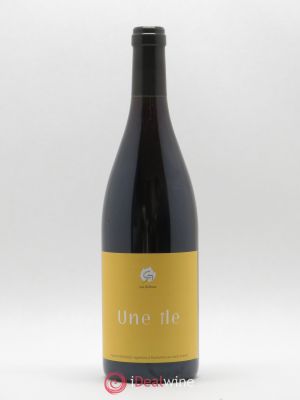 Vin de France Une Ile Clos des Grillons  2017 - Lot of 1 Bottle