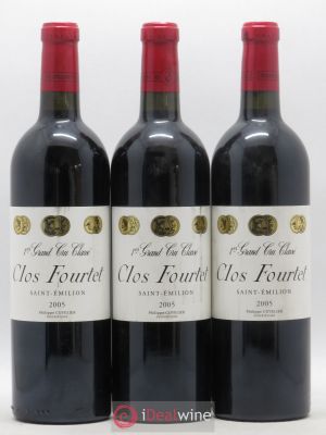 Clos Fourtet 1er Grand Cru Classé B  2005 - Lot of 3 Bottles
