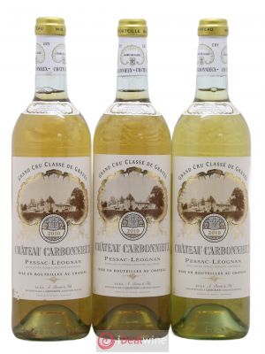 Château Carbonnieux Cru Classé de Graves  2010 - Lot of 3 Bottles