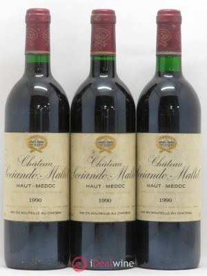 Château Sociando Mallet  1990 - Lot of 3 Bottles
