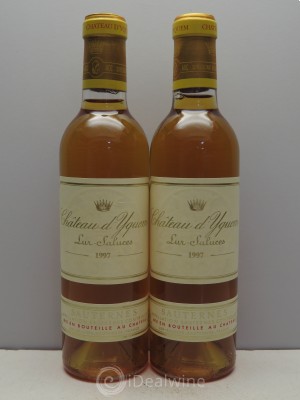 Château d'Yquem 1er Cru Classé Supérieur  1997 - Lot de 2 Demi-bouteilles