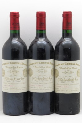 Château Cheval Blanc 1er Grand Cru Classé A  1995 - Lot of 3 Bottles