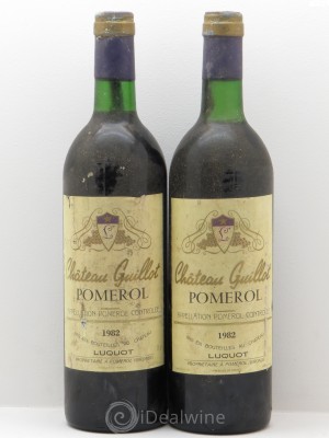 Pomerol  1982 - Lot of 2 Bottles