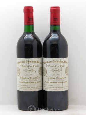 Château Cheval Blanc 1er Grand Cru Classé A  1988 - Lot of 2 Bottles