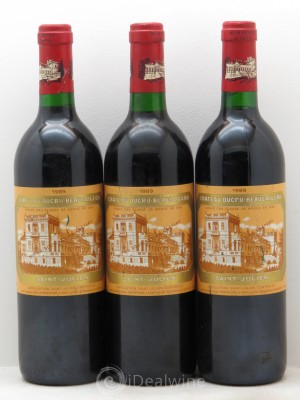 Château Ducru Beaucaillou 2ème Grand Cru Classé  1989 - Lot of 3 Bottles