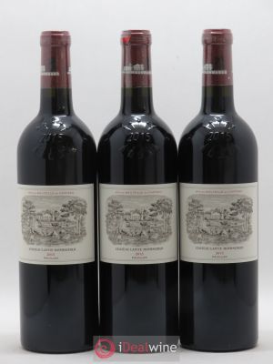 Château Lafite Rothschild 1er Grand Cru Classé  2015 - Lot of 3 Bottles