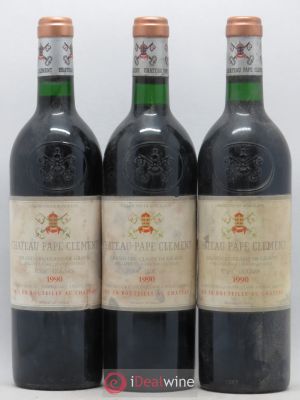 Château Pape Clément Cru Classé de Graves  1990 - Lot of 3 Bottles