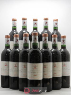 Château Pape Clément Cru Classé de Graves  1961 - Lot of 12 Bottles