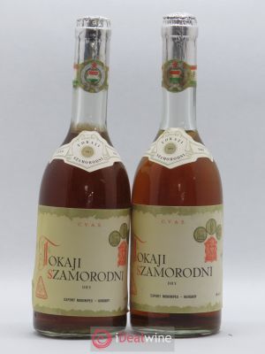 Tokaji Szamorodni Dry 1967 - Lot of 2 Bottles