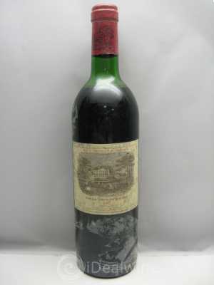 Château Lafite Rothschild 1er Grand Cru Classé  1982 - Lot of 1 Bottle