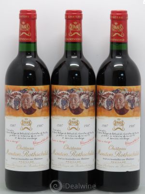 Château Mouton Rothschild 1er Grand Cru Classé  1987 - Lot of 3 Bottles