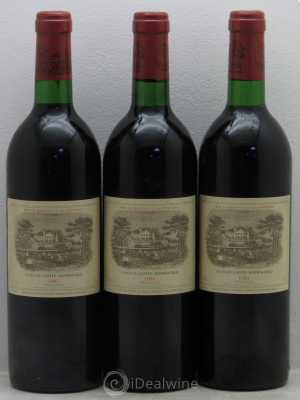 Château Lafite Rothschild 1er Grand Cru Classé  1983 - Lot of 3 Bottles