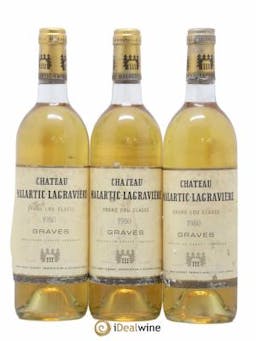 Château Malartic-Lagravière Cru Classé de Graves  1980 - Lot of 3 Bottles