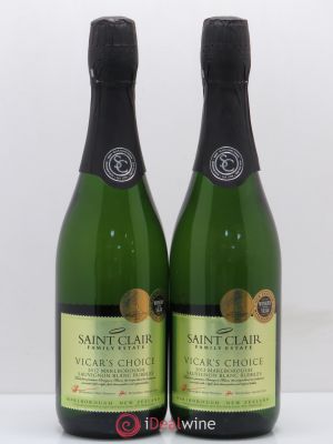 Vins Etrangers Marlborough Sparkling Sauvignon Vicar's Choice Saint Clair  2012 - Lot of 2 Bottles