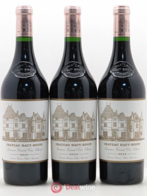Château Haut Brion 1er Grand Cru Classé  2016 - Lot of 3 Bottles