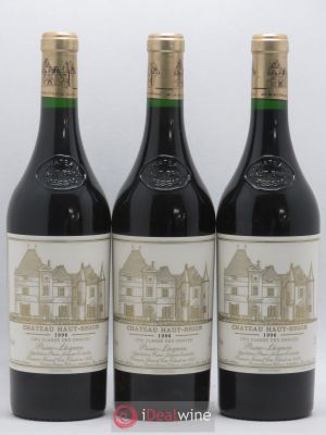 Château Haut Brion 1er Grand Cru Classé  1996 - Lot of 3 Bottles