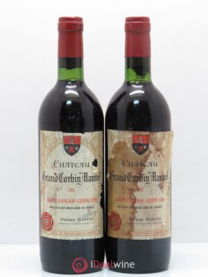 Château Grand Corbin Manuel  1982 - Lot of 2 Bottles