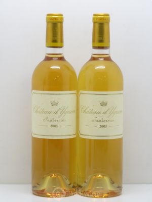 Château d'Yquem 1er Cru Classé Supérieur  2005 - Lot of 2 Bottles
