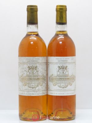 Château Filhot 2ème Grand Cru Classé  1981 - Lot of 2 Bottles