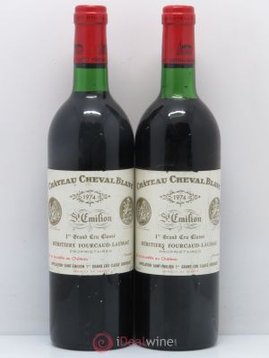 Château Cheval Blanc 1er Grand Cru Classé A  1974 - Lot de 2 Bouteilles