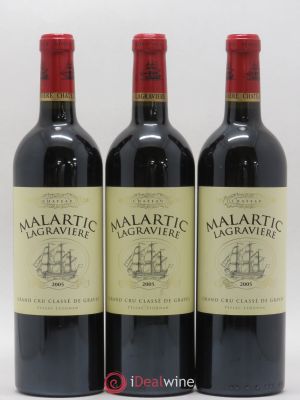 Château Malartic-Lagravière Cru Classé de Graves  2005 - Lot of 3 Bottles