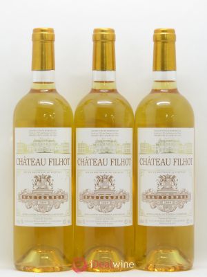 Château Filhot 2ème Grand Cru Classé  2009 - Lot of 3 Bottles