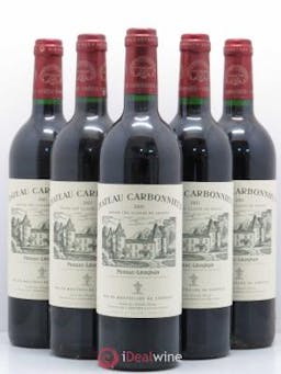 Château Carbonnieux Cru Classé de Graves  2001 - Lot of 5 Bottles