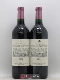 Château La Mission Haut-Brion Cru Classé de Graves  2001 - Lot of 2 Bottles