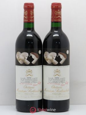 Château Mouton Rothschild 1er Grand Cru Classé  1986 - Lot of 2 Bottles