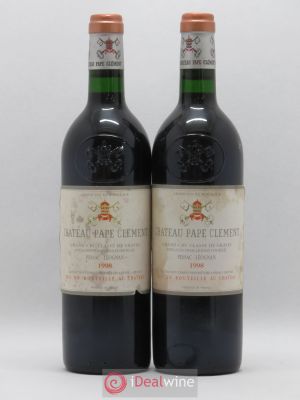 Château Pape Clément Cru Classé de Graves  1998 - Lot of 2 Bottles