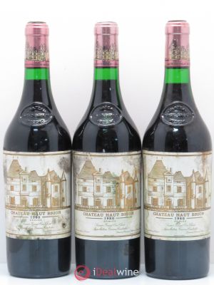 Château Haut Brion 1er Grand Cru Classé  1980 - Lot of 3 Bottles