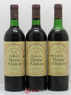 Château Gloria  1977 - Lot of 3 Bottles