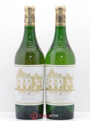 Château Haut Brion  2001 - Lot of 2 Bottles
