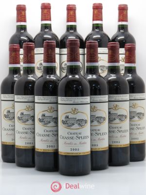 Château Chasse Spleen  2005 - Lot of 12 Bottles