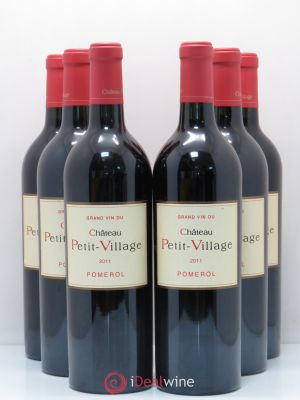 Château Petit Village  2011 - Lot of 6 Bottles