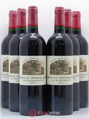 Château Magdelaine  2011 - Lot of 6 Bottles