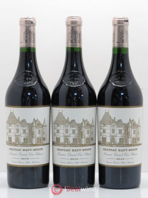 Château Haut Brion 1er Grand Cru Classé  2010 - Lot of 3 Bottles