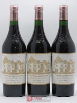 Château Haut Brion 1er Grand Cru Classé  2004 - Lot of 3 Bottles