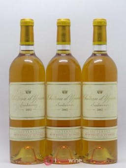 Château d'Yquem 1er Cru Classé Supérieur  2002 - Lot of 3 Bottles