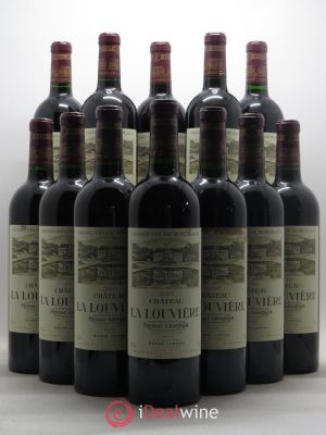 Château la Louvière  2001 - Lot of 12 Bottles