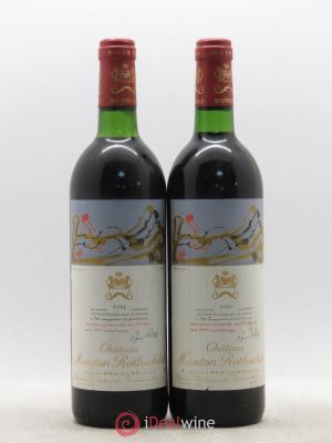Château Mouton Rothschild 1er Grand Cru Classé  1981 - Lot of 2 Bottles