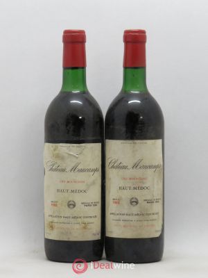 Château Maucamps Cru Bourgeois  1982 - Lot of 2 Bottles