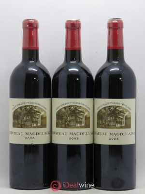 Château Magdelaine  2005 - Lot of 3 Bottles