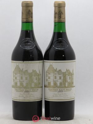 Château Haut Brion 1er Grand Cru Classé  1985 - Lot of 2 Bottles